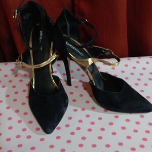 Shoemint Elegant Black and Gold Heels